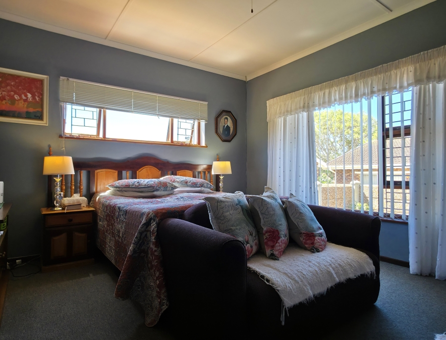 4 Bedroom Property for Sale in Noorsekloof Eastern Cape